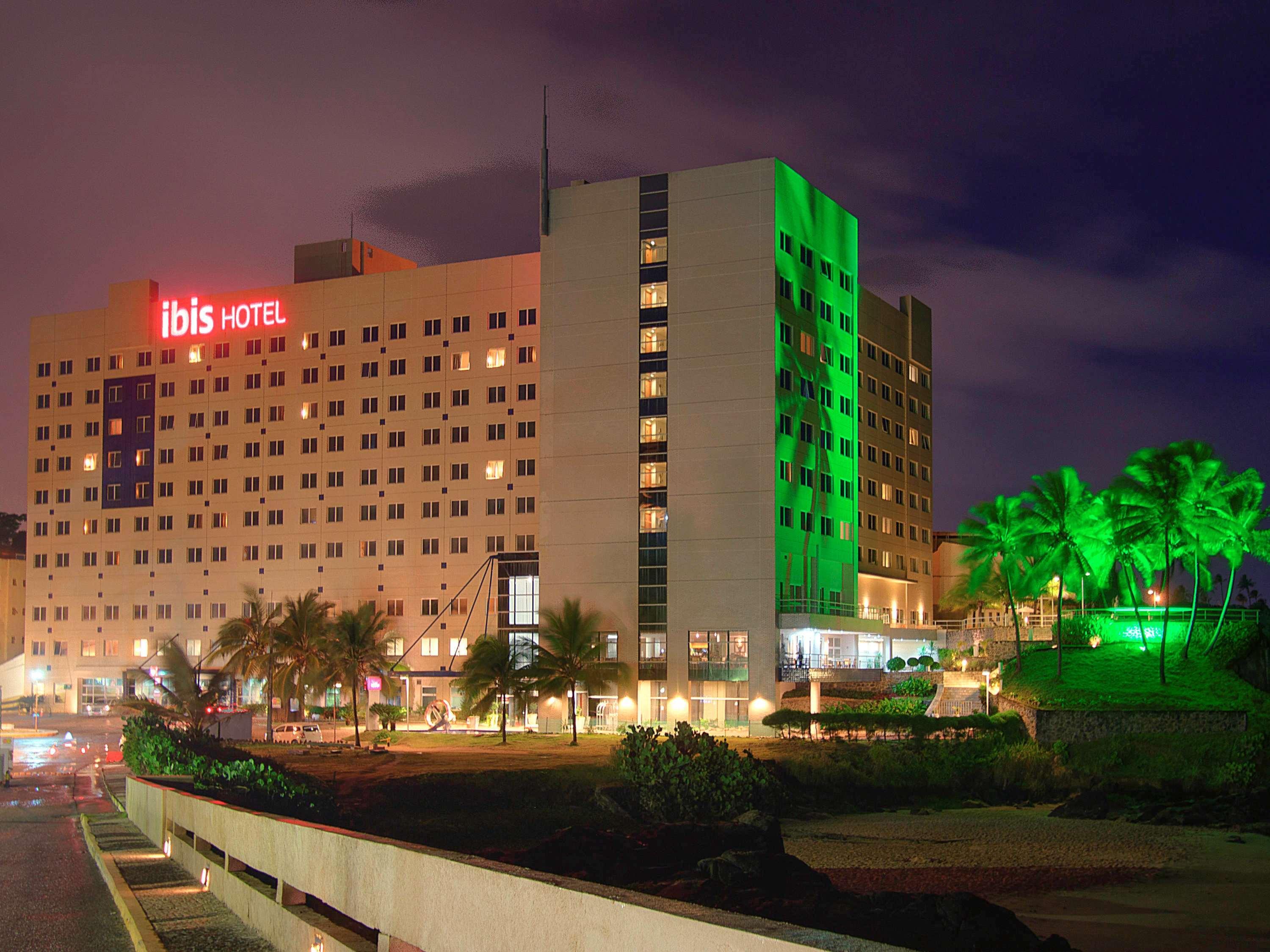 Ibis Salvador Rio Vermelho Luaran gambar